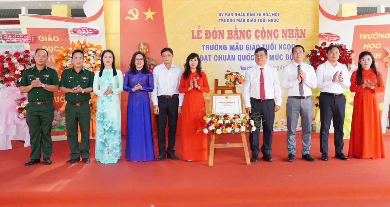 Trường Mầm non Tân Thanh Tây tổ chức chuyến gặp gỡ, giao lưu đầy ý nghĩa tại Trường Mẫu giáo Tuổi Ngọc, xã Hòa Hội, tỉnh Tây Ninh