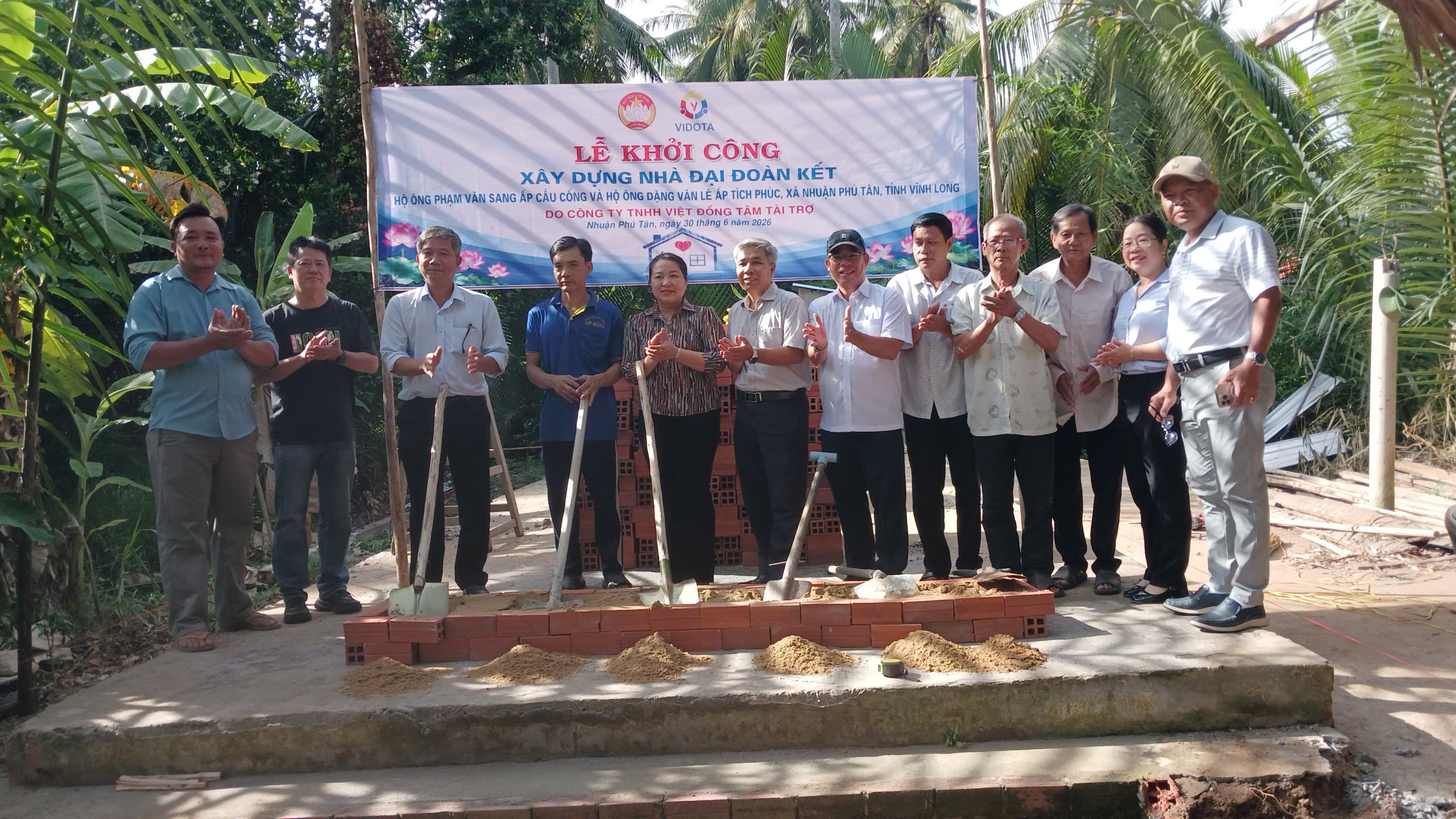 NHUẬN PHÚ TÂN KHỞI CÔNG XÂY DỰNG NHÀ ĐẠI ĐOÀN KẾT